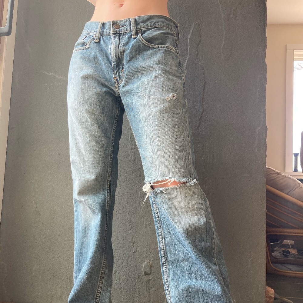 Levis 559, distressed, size 31/32